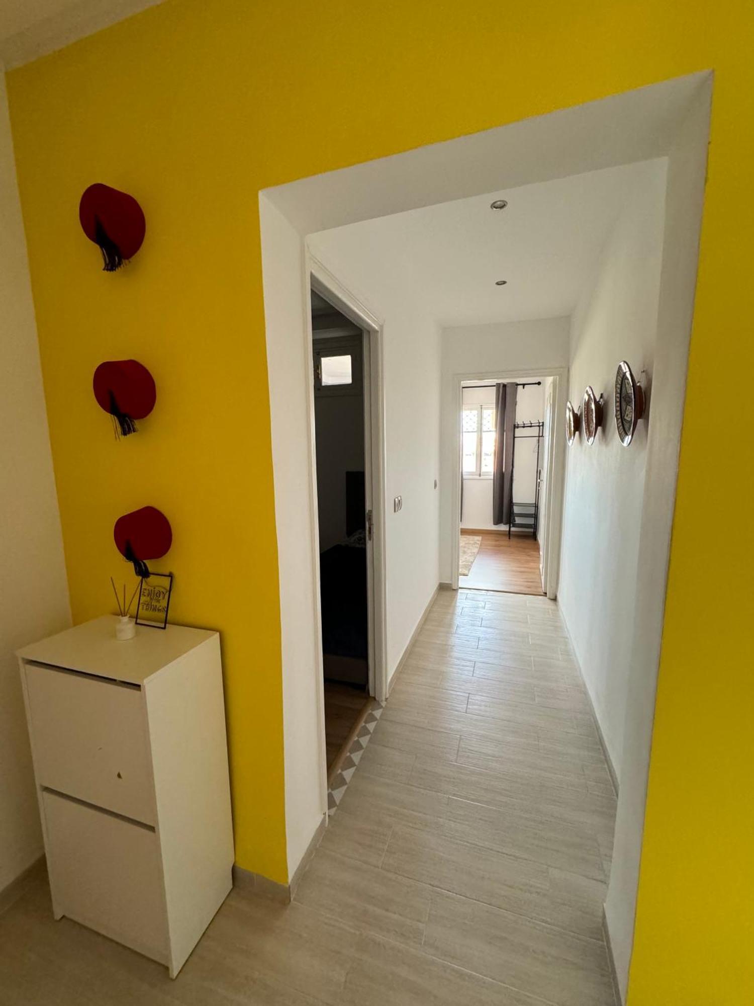 Musee Ysl : Cozy, Familial, Chic Apartment
