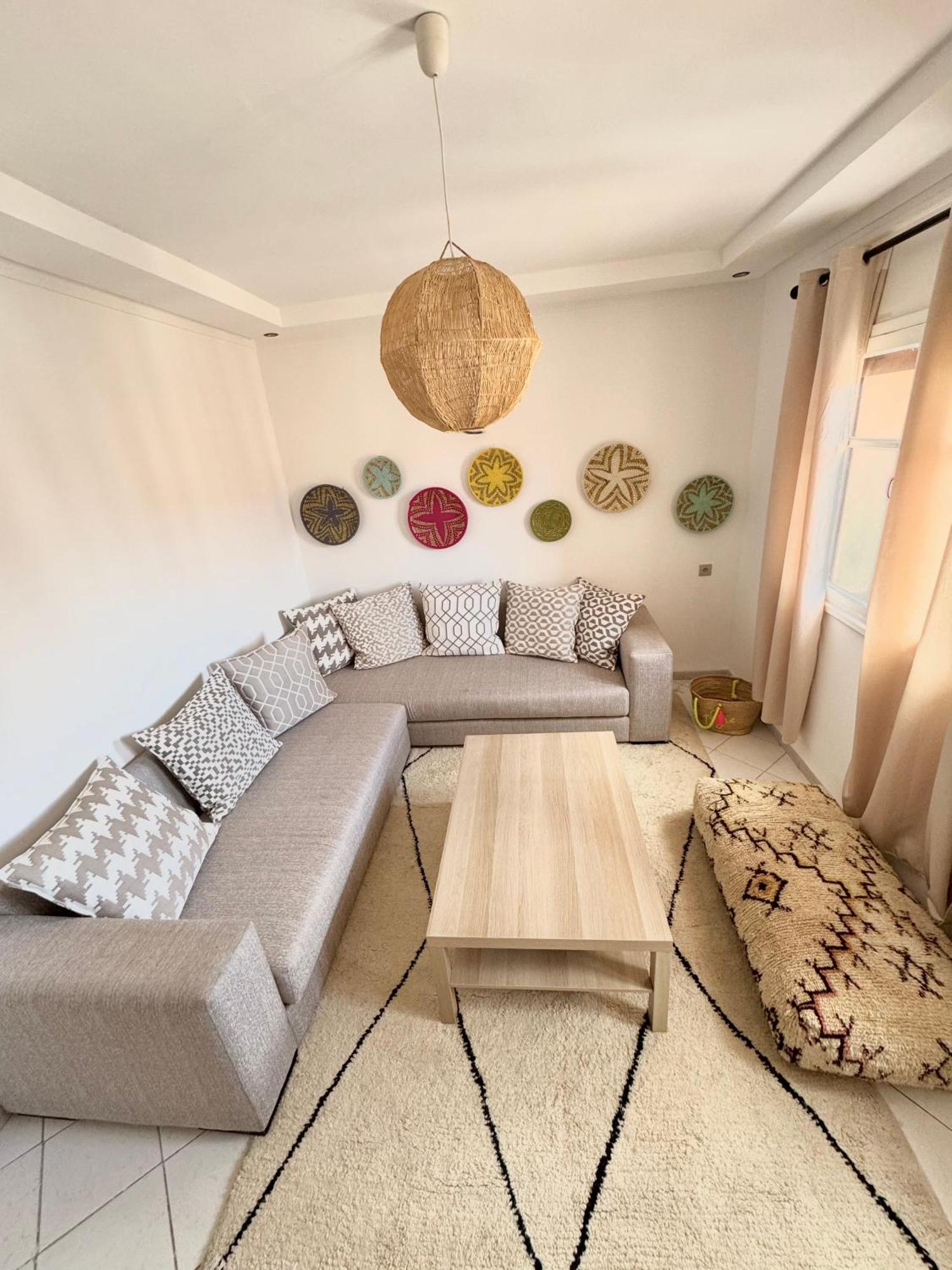 Apartment Musee Ysl : Cozy, Familial, Chic