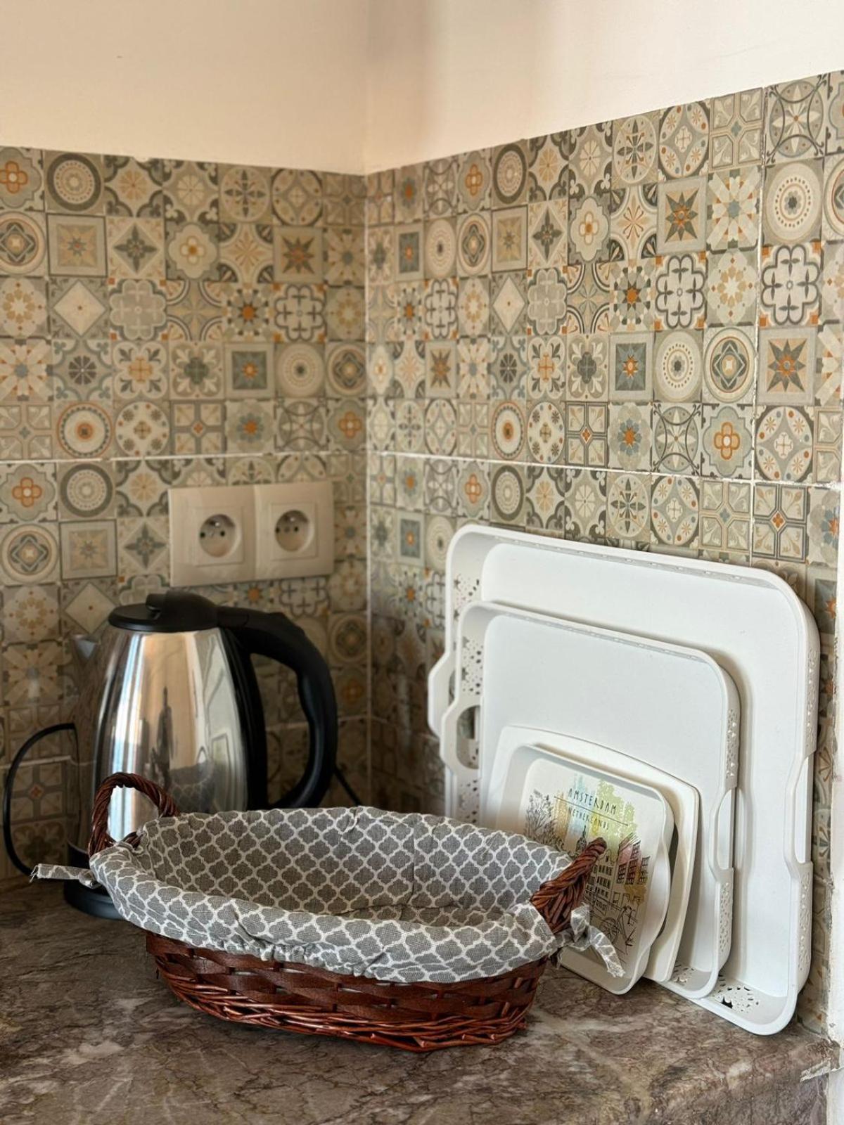 Apartment Musee Ysl : Cozy, Familial, Chic